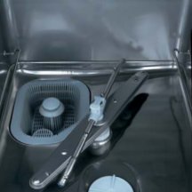 A máquina de lavar copos Gold GL 43 da Colged permite altos níveis de limpeza com menos tempo de manutenção!
