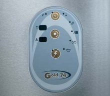 A máquina de lavar louça Gold GL 74 da Colged é simples, porque possui botões de grandes dimensões e encerramento automático no momento em que a campânula é fechada.