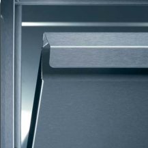 A máquina de lavar copos Silver, da Colged, é discreta! A porta com revestimento duplo reduz o ruído.