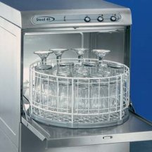 A máquina de lavar copos Steel, da Colged, é versátil! Disponível ainda com cesto redondo.