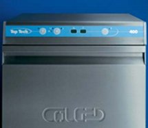A máquina de lavar louça TopTech 400, da Colged, é simples! Poucos botões de funções e controlo das temperaturas segundo as normas HACCP.