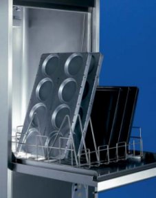 A máquina de lavar utensílios Gold LP 92 da Colged são ideais para a lavagem de tabuleiros e demais utensílios de pastelarias e padarias.