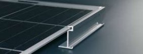 A estrutura do sistema fotovoltaico da Mitsubishi Electric apresenta um perfil em forma de I com pontas