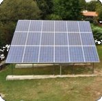 Sistema fotovoltaico Mitsubishi de 4 kW, instalado numa residência privada no concelho de Vila Nova de Famalicão